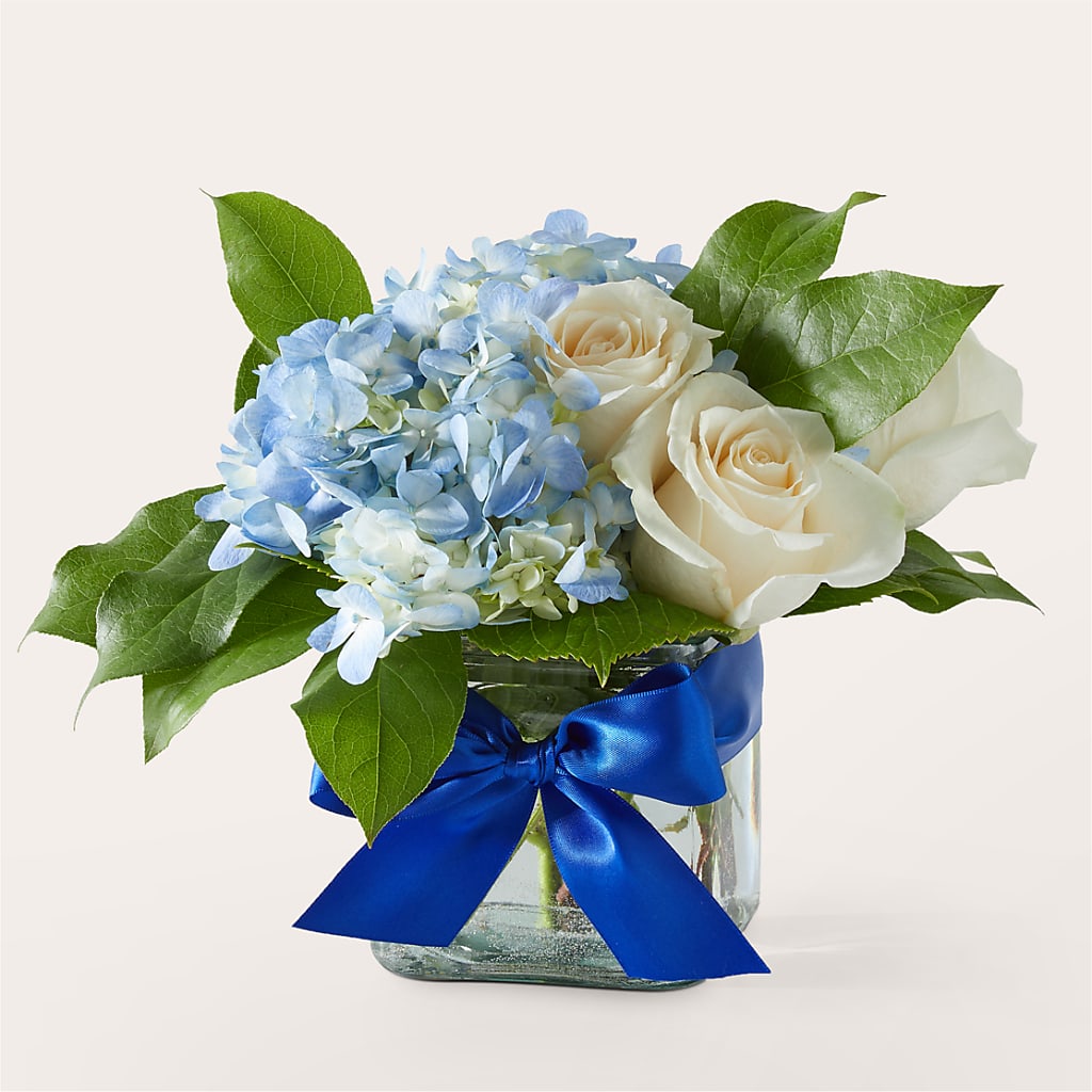 Sky Blue Delight Bouquet – Homestead Flower Company Inc, Homestead FL