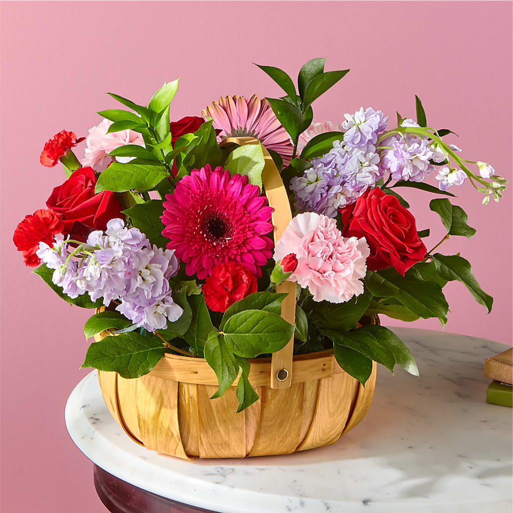Pink Picnic Basket – Homestead Flower Company Inc, Homestead FL