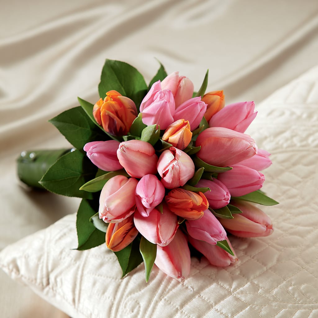 Embraceable Bouquet – Homestead Flower Company Inc, Homestead FL