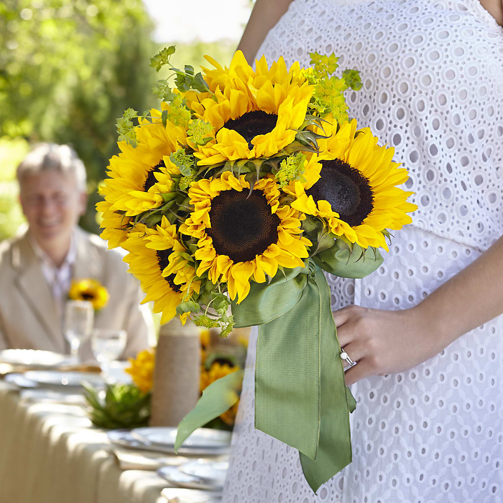 Free Spirit Bouquet – Homestead Flower Company Inc, Homestead FL