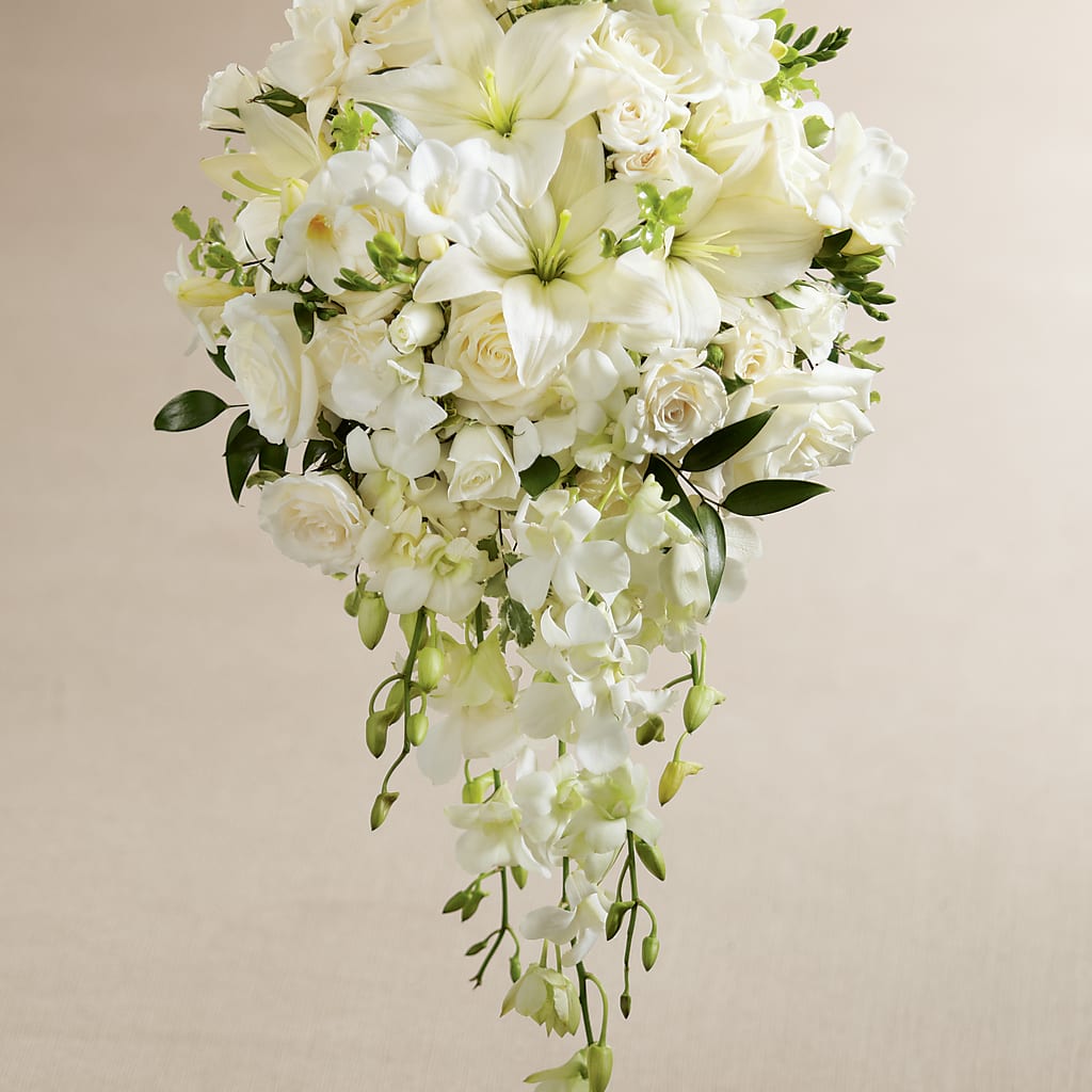 White Wonders Bouquet – Homestead Flower Company Inc, Homestead FL