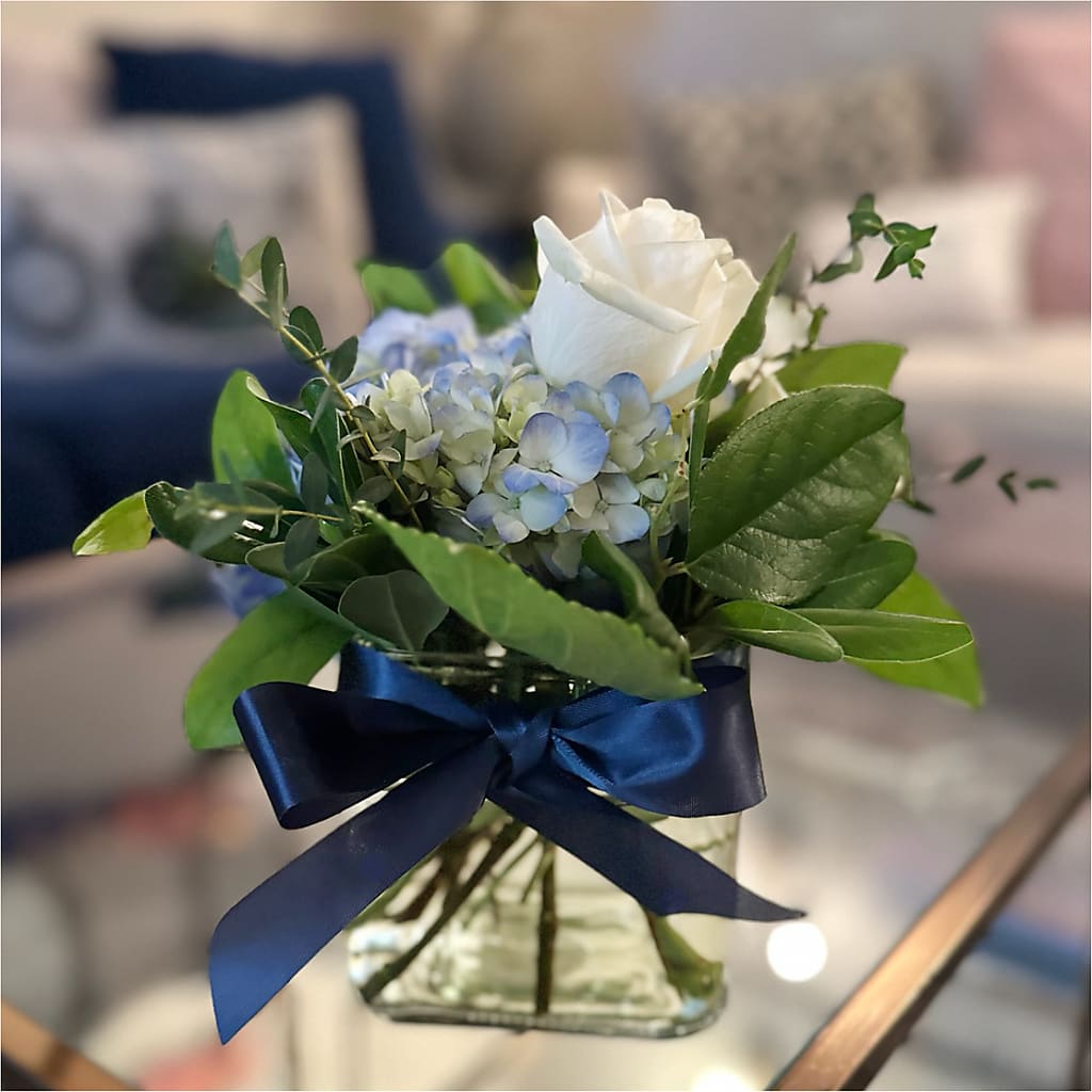 Sky Blue Delight Bouquet –  Homestead Flower Company Inc, Homestead FL