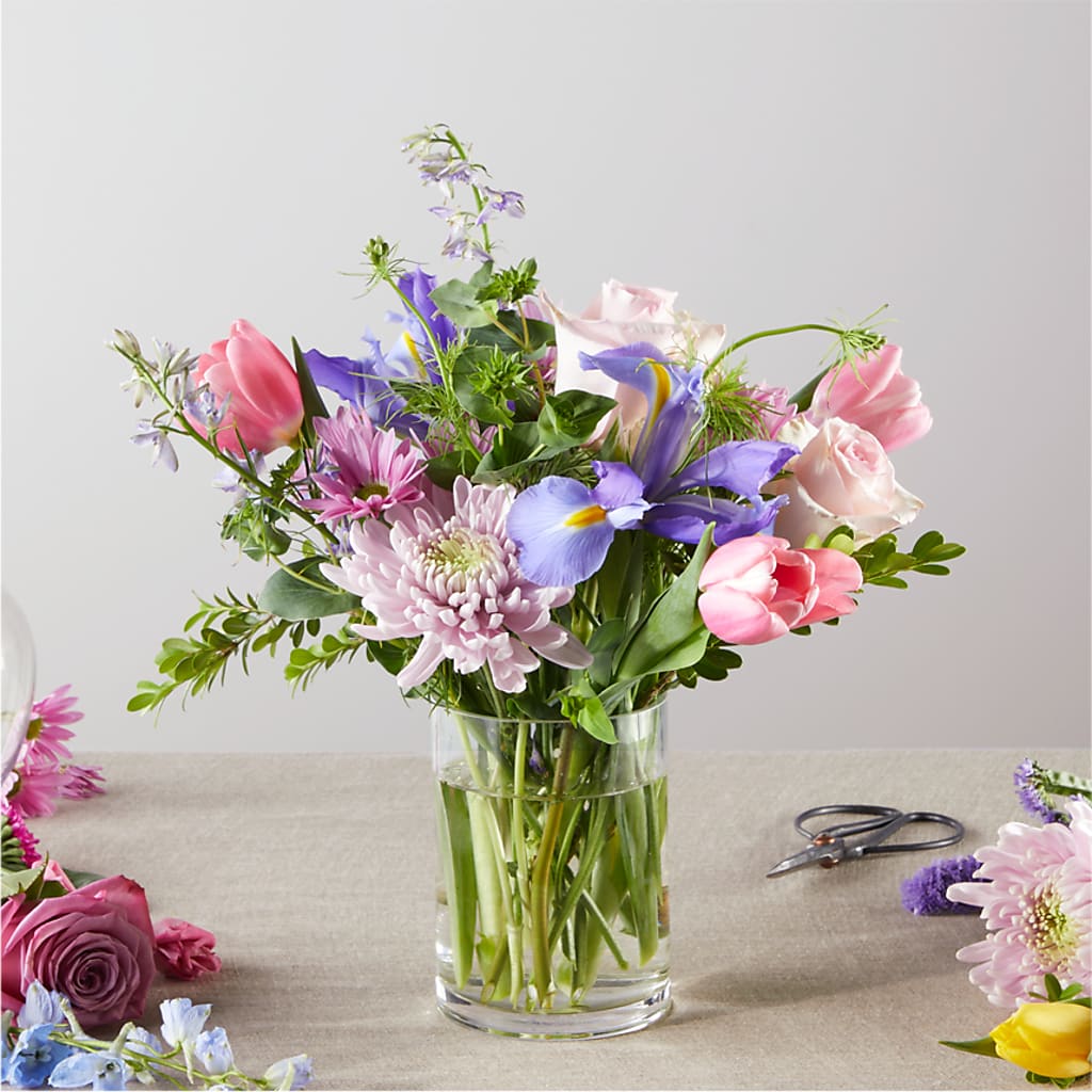 Pastel Tradition - A Florist Original –  Homestead Flower Company Inc, Homestead FL