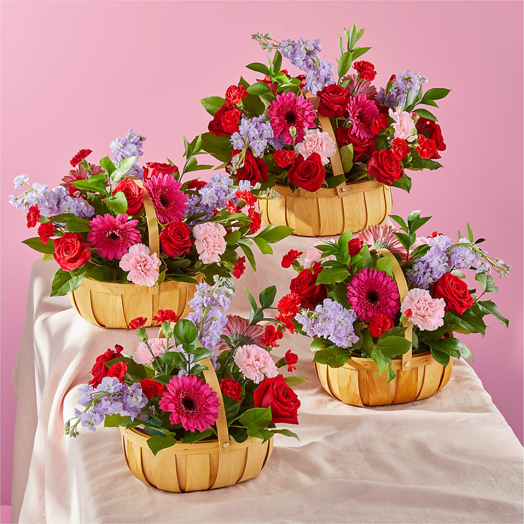 Pink Picnic Basket –  Homestead Flower Company Inc, Homestead FL