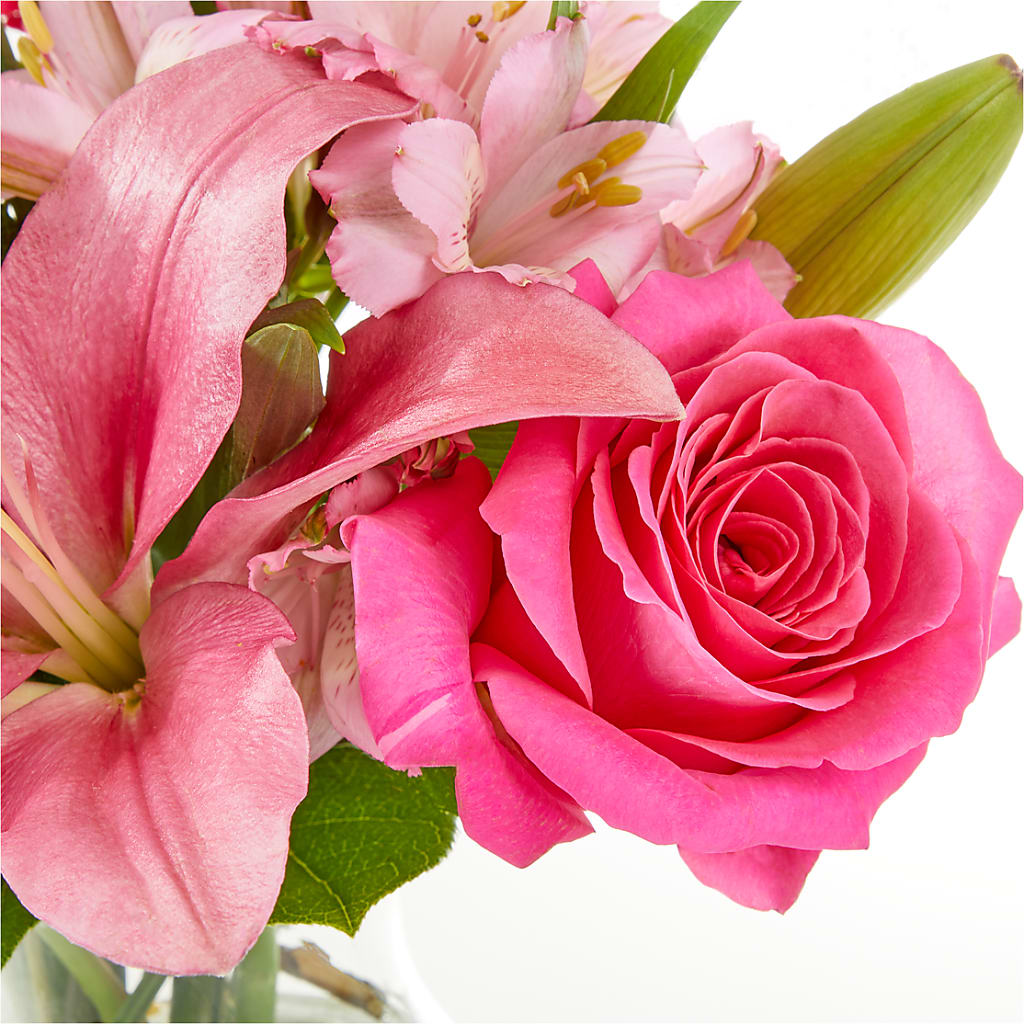Lots of Love Bouquet –  Homestead Flower Company Inc, Homestead FL
