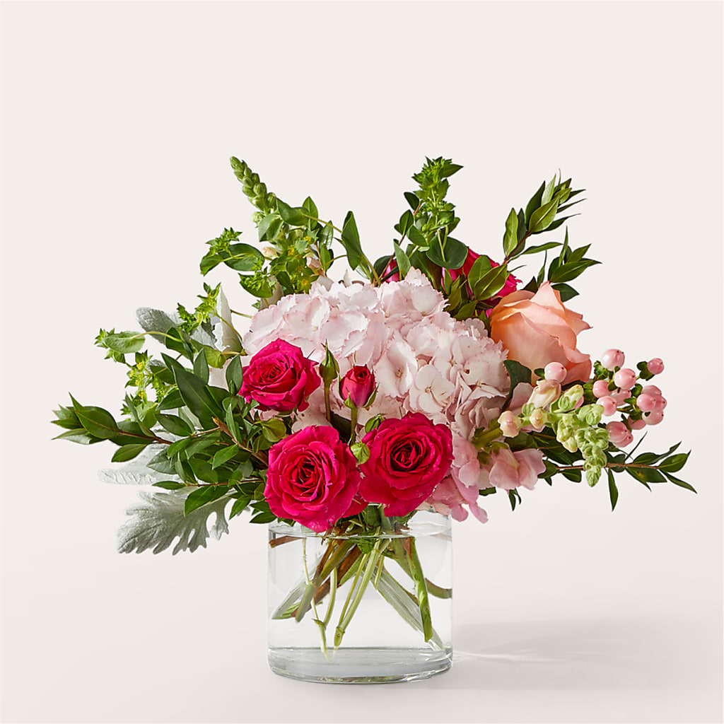 Glitz & Glam Bouquet –  Homestead Flower Company Inc, Homestead FL