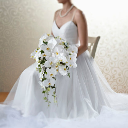 Classic White Bouquet –  Homestead Flower Company Inc, Homestead FL