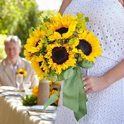 Free Spirit Bouquet –  Homestead Flower Company Inc, Homestead FL